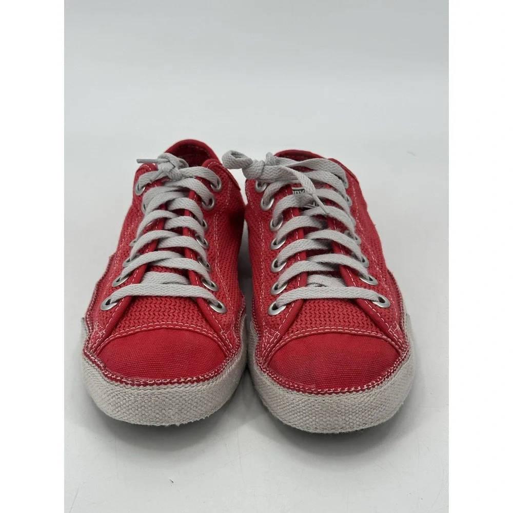 Converse shoes are